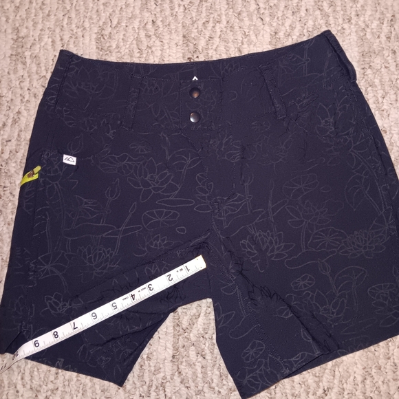 Wild Rye Freda shorts - Picture 8 of 9